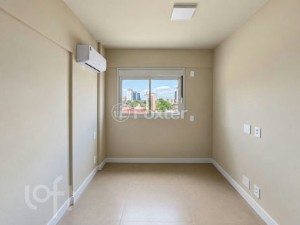 Image 37 - 1039304