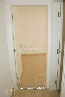 Image 4 - 1039306