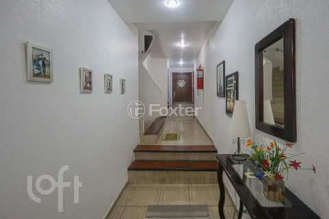 Image 2 - 1039351