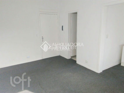 Image 4 - 1039354