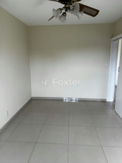 Image 21 - 1039355