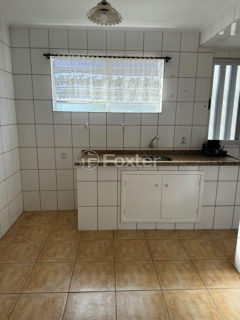Image 7 - 1039355