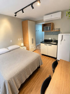 Image 3 - 1039358