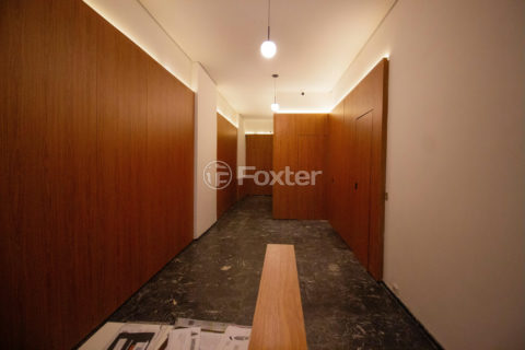 Image 39 - 1039368