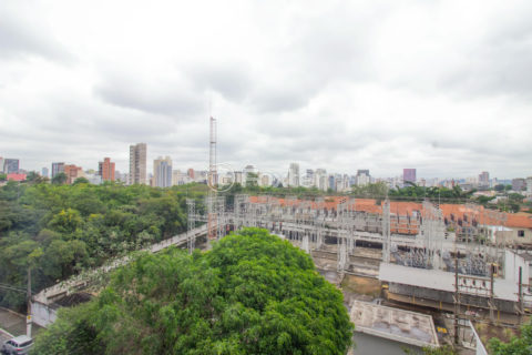 Image 12 - 1039368