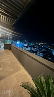 Image 11 - 1039372