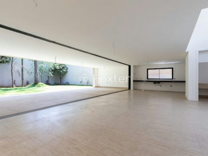 Image 41 - 1039376