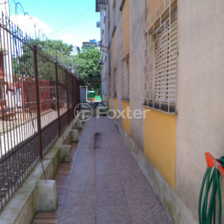 Image 9 - 1039379