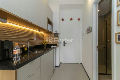 Image 37 - 1039385