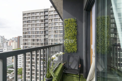 Image 30 - 1039385