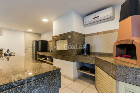 Image 29 - 1039387