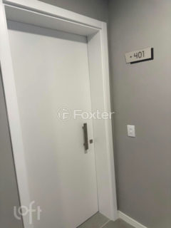 Image 21 - 1039393
