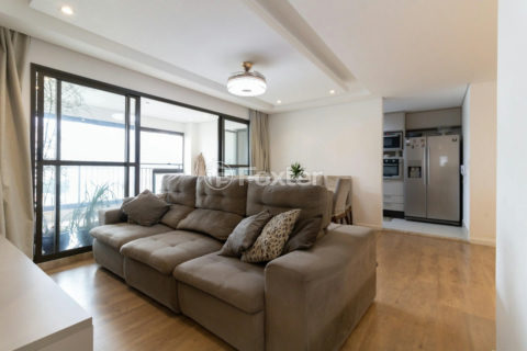 Image 3 - 1039396