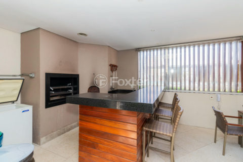 Image 49 - 1039405