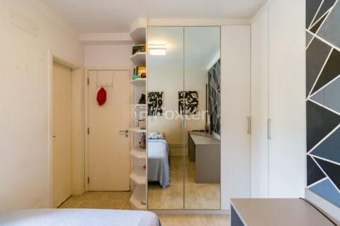 Image 36 - 1039409