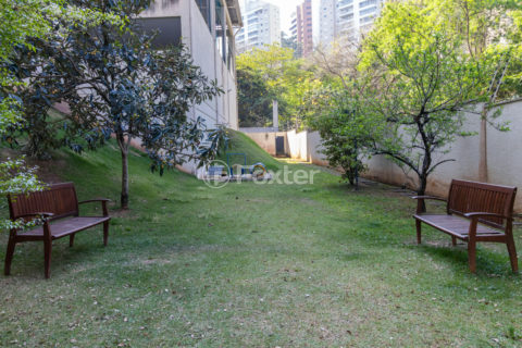 Image 2 - 1039409