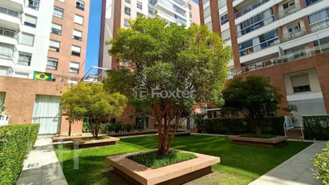 Image 43 - 1039414