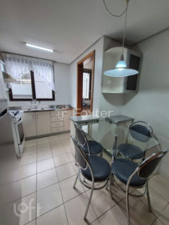 Image 9 - 1039474