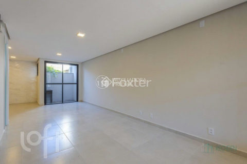 Image 20 - 1039494