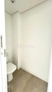 Image 3 - 1039550