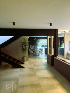 Image 3 - 1039580