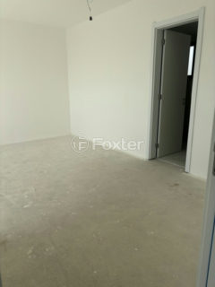 Image 7 - 1039591