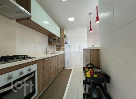 Image 3 - 1039593