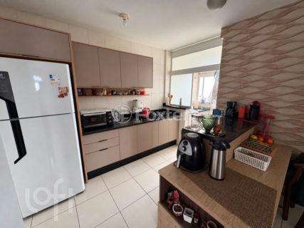 Image 3 - 1039594