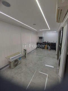 Image 31 - 1039595