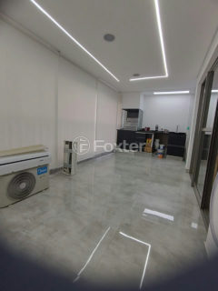 Image 30 - 1039595