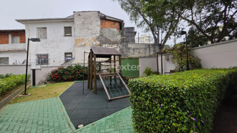 Image 32 - 1039597