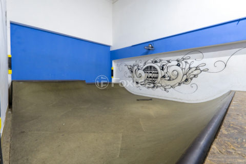 Image 40 - 1039600