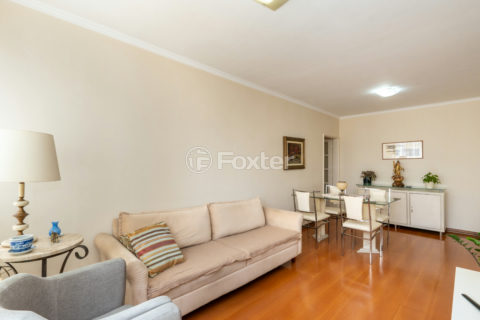 Image 3 - 1039605