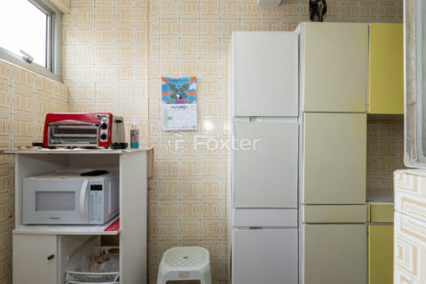 Image 27 - 1039605