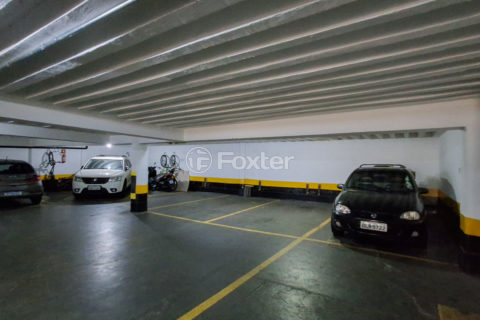 Image 37 - 1039609