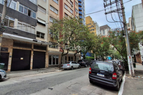 Image 40 - 1039609