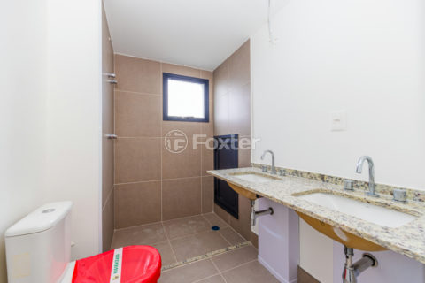 Image 34 - 1039616