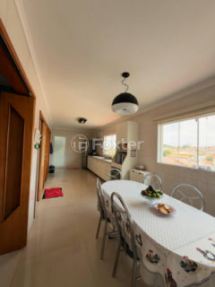 Image 7 - 1039625
