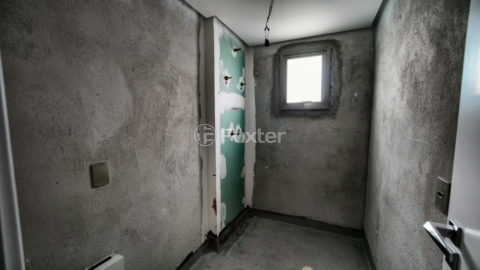 Image 21 - 1039634
