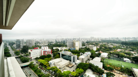 Image 13 - 1039634