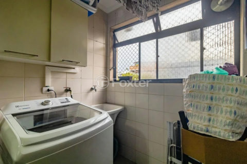 Image 23 - 1039637