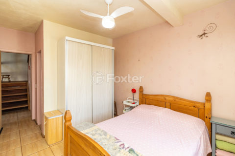 Image 42 - 1039653
