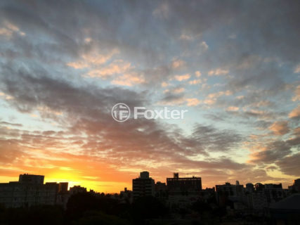 Image 12 - 1039691