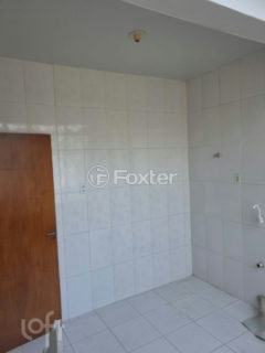 Image 4 - 1039693