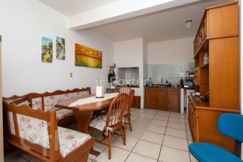 Image 32 - 1039696