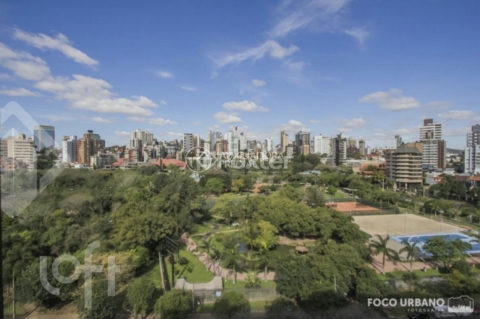 Image 4 - 1039699