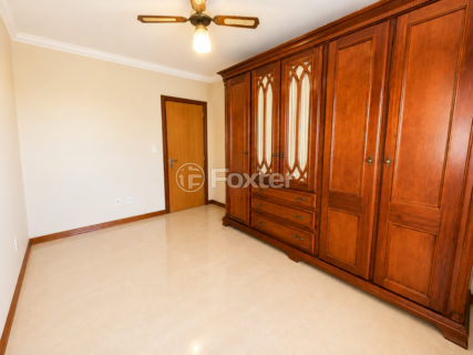 Image 9 - 1039711