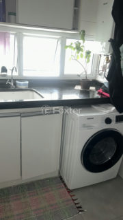 Image 4 - 1039712