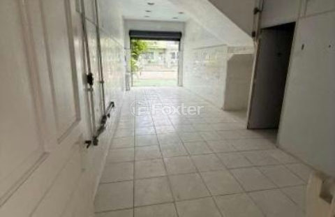 Image 22 - 1039715