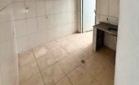 Image 21 - 1039715